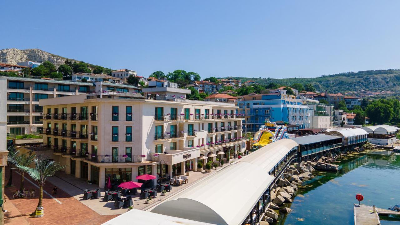Hotel Mistral بالشيك المظهر الخارجي الصورة